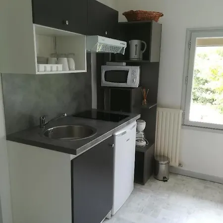 Appartement Etape Proche Mer - Pas De Tv Ni De Wifi *